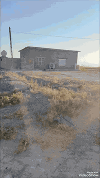 ارض مميزه للبيع مع بي بيت
المساحة 5 خمسه دوانم مع بيت مساحة 150 متر 
سعر ال 5 دوانم مع بيت كلهن ب 70 مليون يعني
البيت والدوانم سعرهن جمله كلهن ب 70 طابو
سند 25 جاهزات العنوان تاجي منطقة الشيخ عامر بلعيساويه يبعدن عن مدينة سبع البور 15 دقيقه
كاملات وفتح بيان بأسم المشتري ثاني يوم بلطابو
للاستفسار واتساب ابو كاظم ***********
