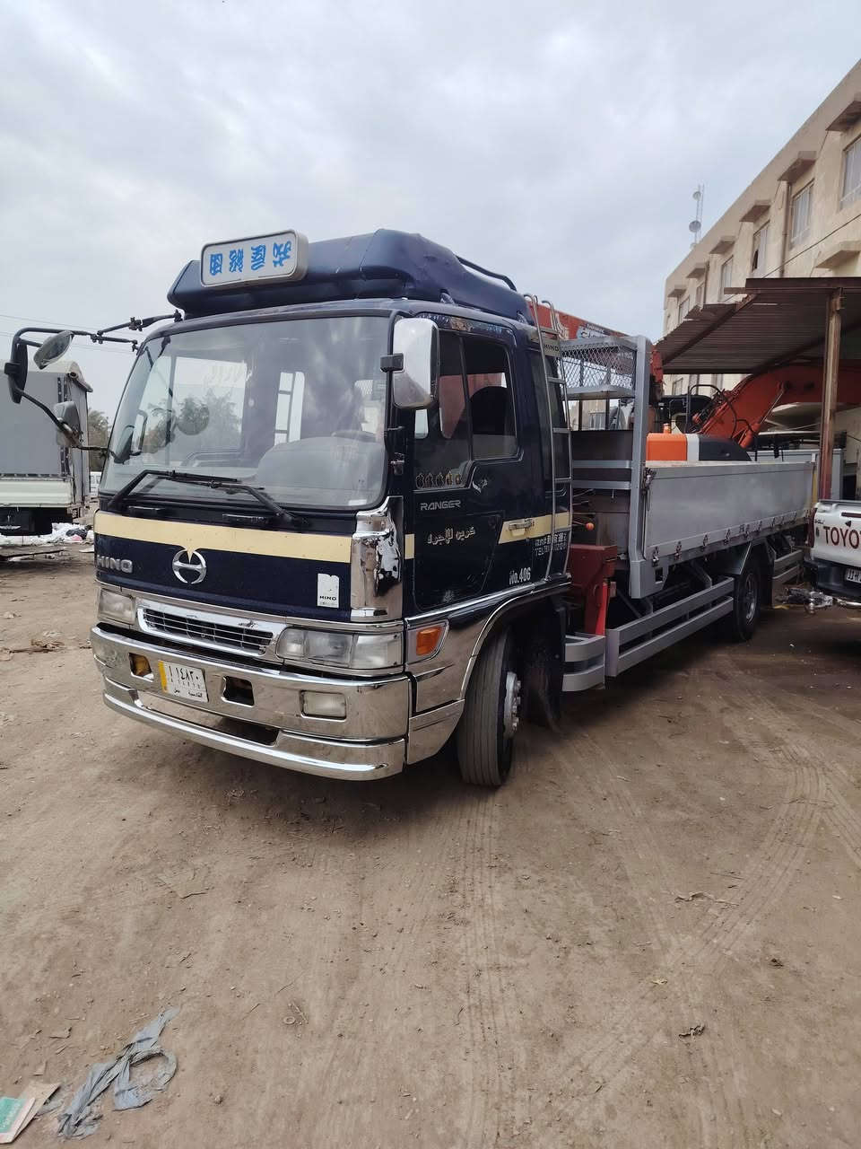 السلام عليكم هينو أنكر مكينه 80 عادي كرين يونك سلايتين عدل رقم قاسيه(مديل 1994) مكان سياره بابل رقم الهاتف ***********
