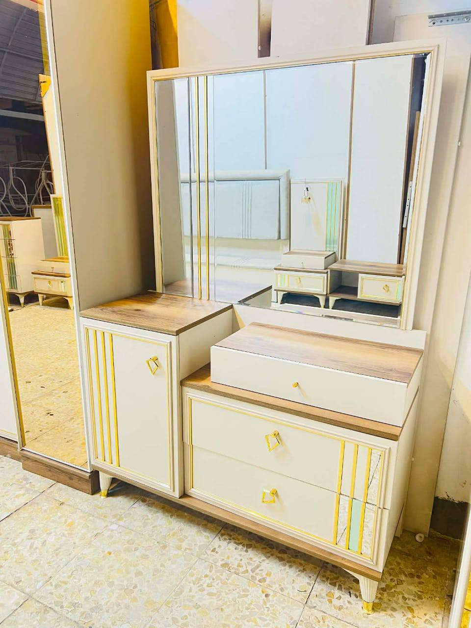 غرفه تركي لبيع نقل وشد مجاني داخل الحجز***********
