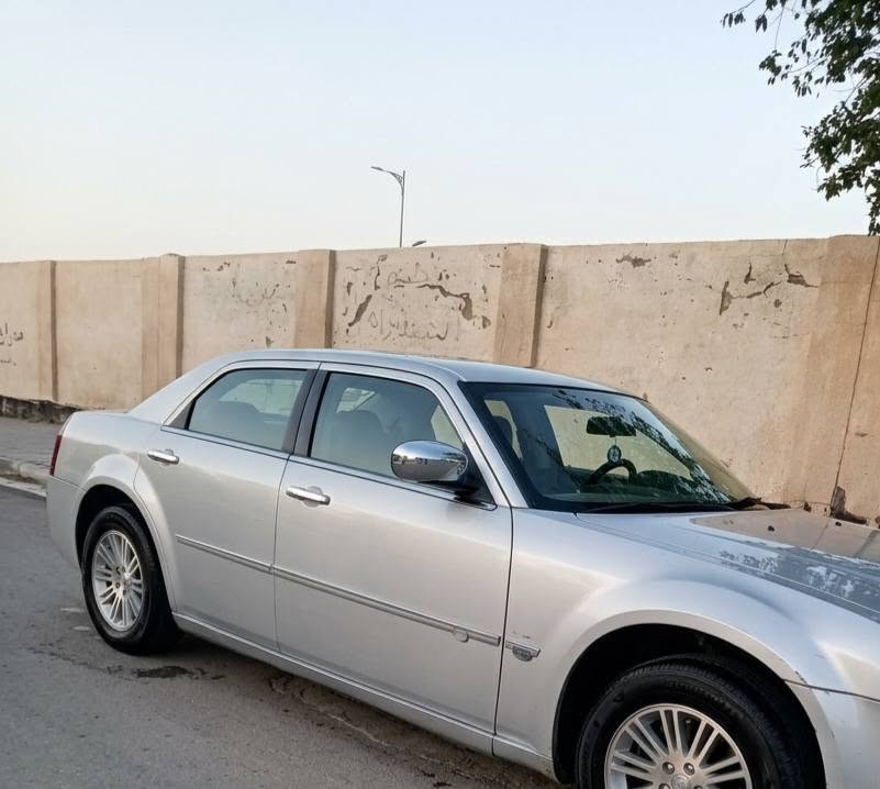 السلام عليكم #عندي اوباما 2010 اصل #للبيع #رقم اربيل دولي باسمي تحويل مباشر كير مكينه كفاله ٣٥٠٠ سياره ضررها شفقه  للبيع وترهم مراوس حسب القناعه
#السعر 85 وبيها مجال #عنوان كوت مركز #رقم الهاتف
***********
***********
