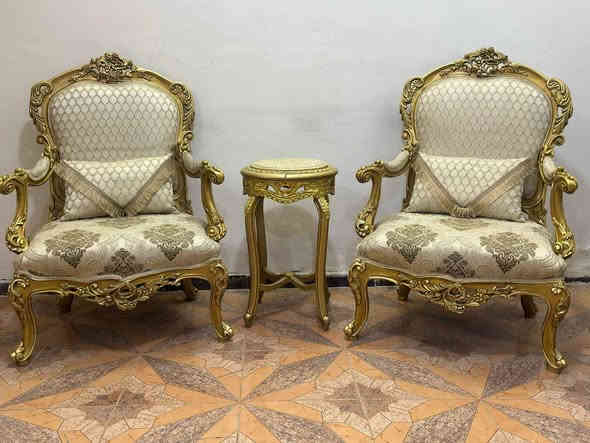 تخم زان مصري دمياطي ١٠ مقعد مع سيت طبلات اخو الجديد نضافه فول طلاء ذهبي حراري اتصل *********** بغداد
