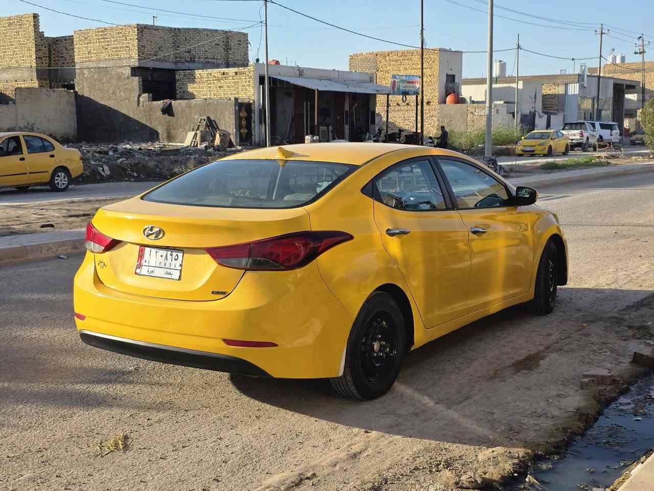 النترا 2014
وارد امريكي 
حادثها جاملغ وبنيد 
بدون دواخل
شاصي ولغد سليمات
مكينه 1800 دوش
كير ومكينه كفاله
مصفره هيئه وغرامات
مالكها موجود

للاستفسار ***********
