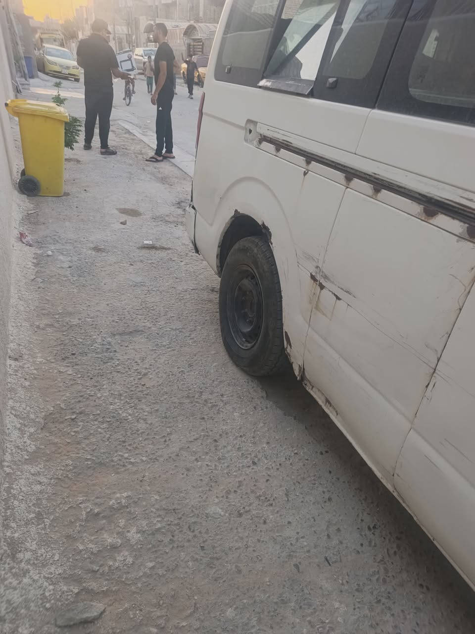 باوي للبيع موصليه عليه شارع حجز كير ميكنه اكسل كفاله سياره ابيعه كوم حديد تاخذه مني متر ما، اتحمل مسؤولية مكاني بغداد *********** سعره ٣٠ وبين، مجال

