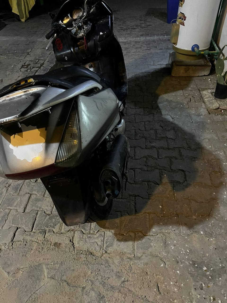 سلفر ونج مكينه 600 اوفر دراجه خير من الله نقص بريك خلفي سعرها 8وبيها مجال شراي مارجعه رقمي *********** مكاني بغداد زعفرانيه
