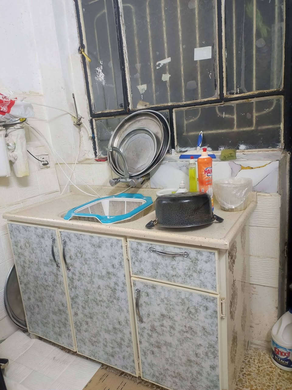 قنفات  250
ميز وطبلات 60
كاونتر مطبخ  250 بي مجال
فرش استقبال ب 90 فرش هول ب20
مكان بنج حساورك


**إذا كنت صاحب هذا الإعلان وتريد حذفه لأي سبب، رجاءا أرسل رسالة إلى الدعم الفني**
