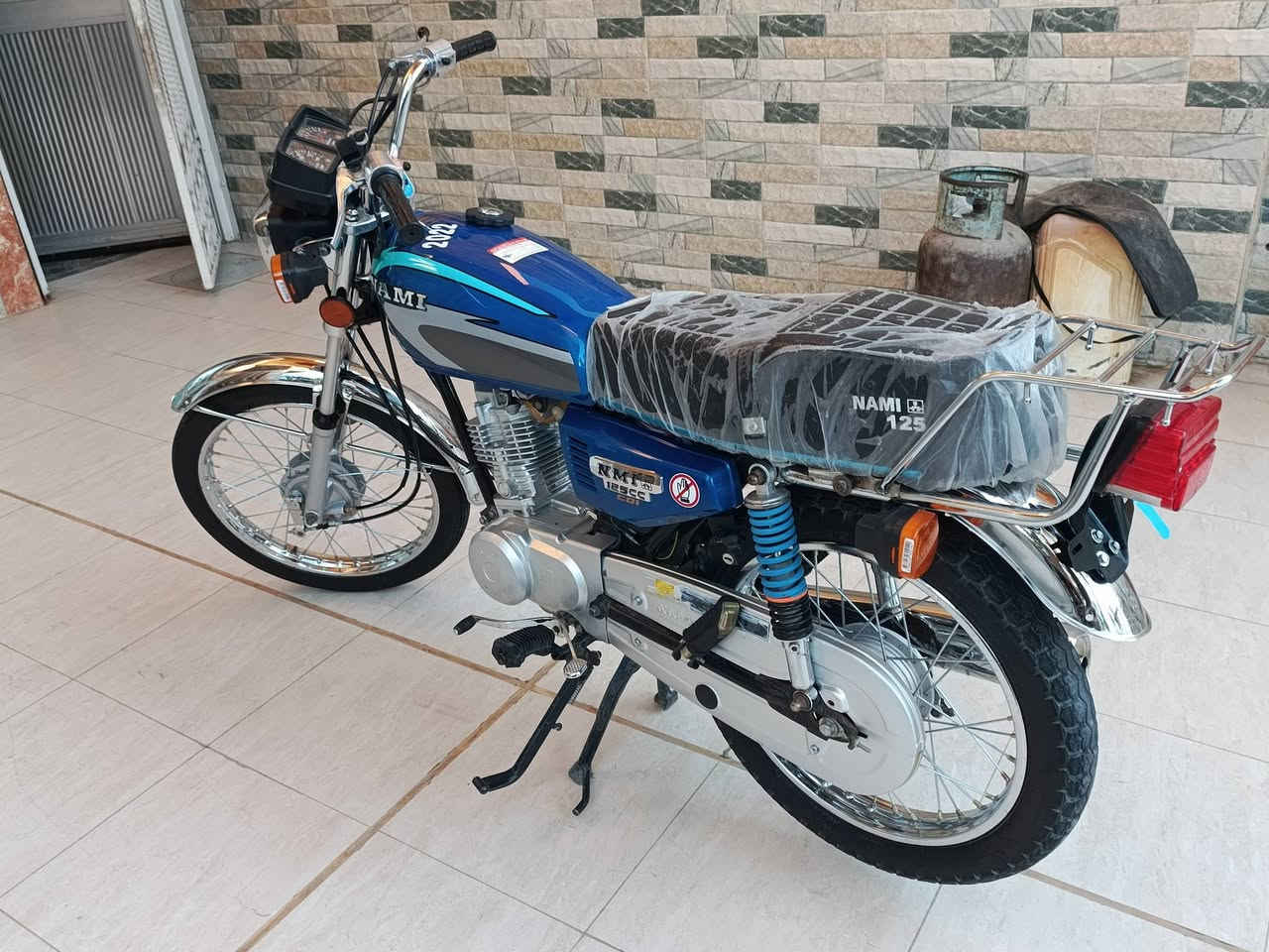 السلام عليكم
نامه شلامجه 22 اوراق اصولي 
بيع مستعجل 950 وبيه مجال 
عنوان حله مركز 
***********
