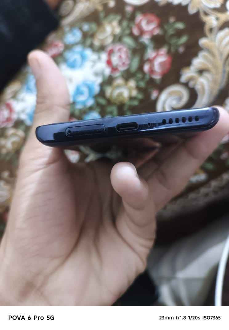 Motorola Edge+ 5G
ذاكرة 256 رام 12 
شاشة. 144 هيرتز 
معالج سناب دراكون 8جن 1 
للبيع فقط ب180 بغداد الكاضمية 
توصيل ما عندي ابد تريده تجي تشوفة وخادم اني 
جهاز نضيف كلش وعملي إلى ابعد حدود العاب تستخدام ممتاز (جماعة ال 140/130) ما ابيع Colombo, Sri Lanka


**إذا كنت صاحب هذا الإعلان وتريد حذفه لأي سبب، رجاءا أرسل رسالة إلى الدعم الفني**