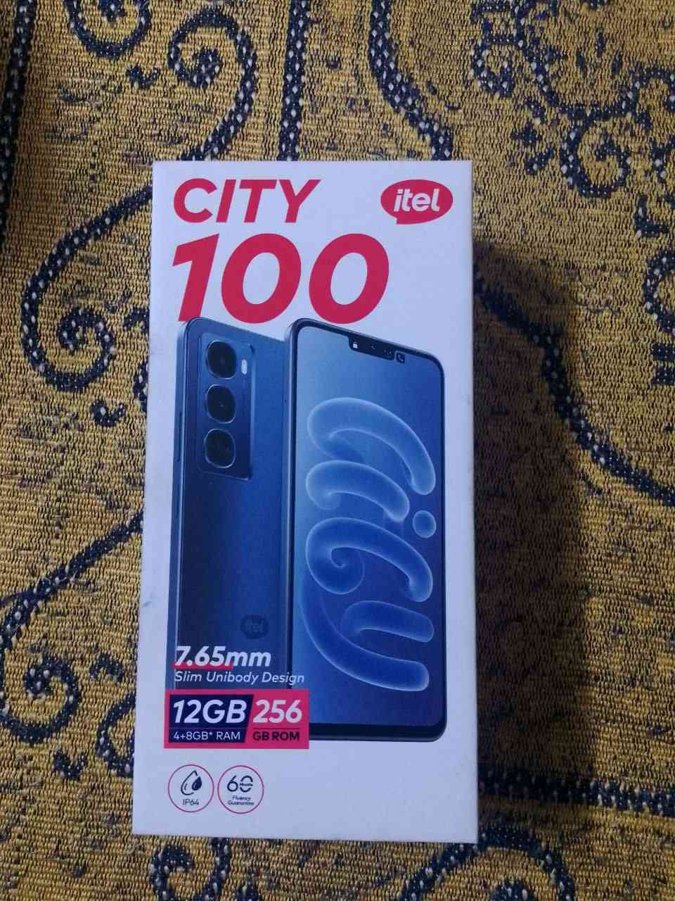 السلام عليكم 
جهاز مستعمل شي قليل 
نضافة 100% ذاكرة 256 
الرام 8+4 #السعر 125
***********
