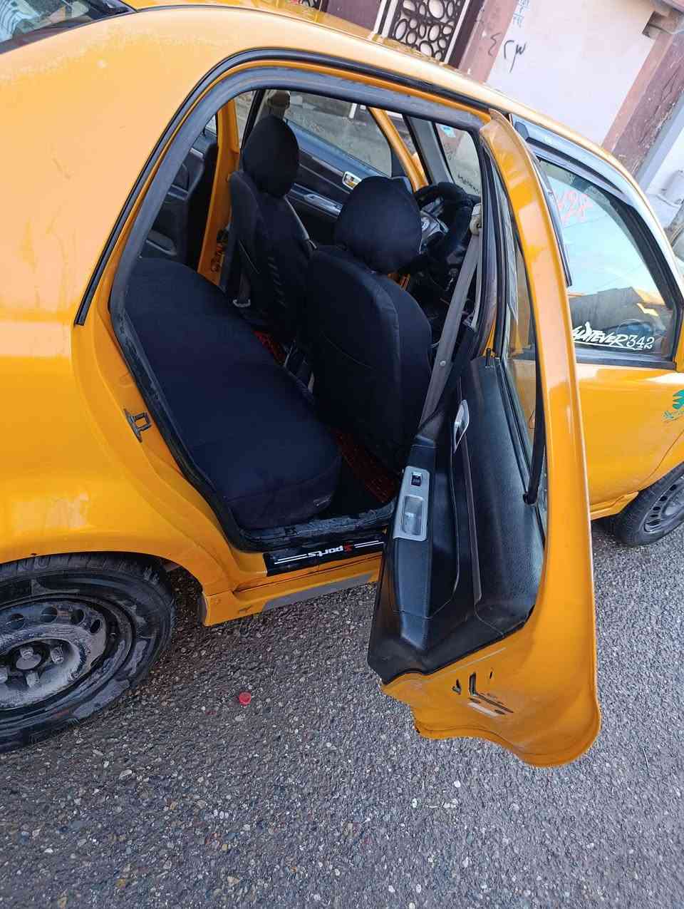 السلام عليكم عندي سياره سي كي 2013كصه جديده بدون ضرربيهاتلقيطات كيرومكينه كورلاالسياره موؤسسه تكسي كاربون مابيهاسياره رقم موازي شرط التحويل ابيع قسط فقط السياره شغاله طخم جديدالاتصال علرقم غيرمتواجد علفيس***********
