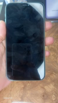 ايفون ١١ عادي ءاكرة ١٢٨  مبدل شاسه ٣ خيارات وبصمه  وامفه الباقي كوله م...