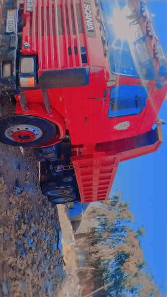 للبيع سكانيه موديل. ٩٤  مكينه ١٢ اونص مجموعة مان نص كير ٥+٥ شاصي طويل رقم بغداد انجليزي بسم راعيهه *********** رقم بغداد تقاطع النهروان
