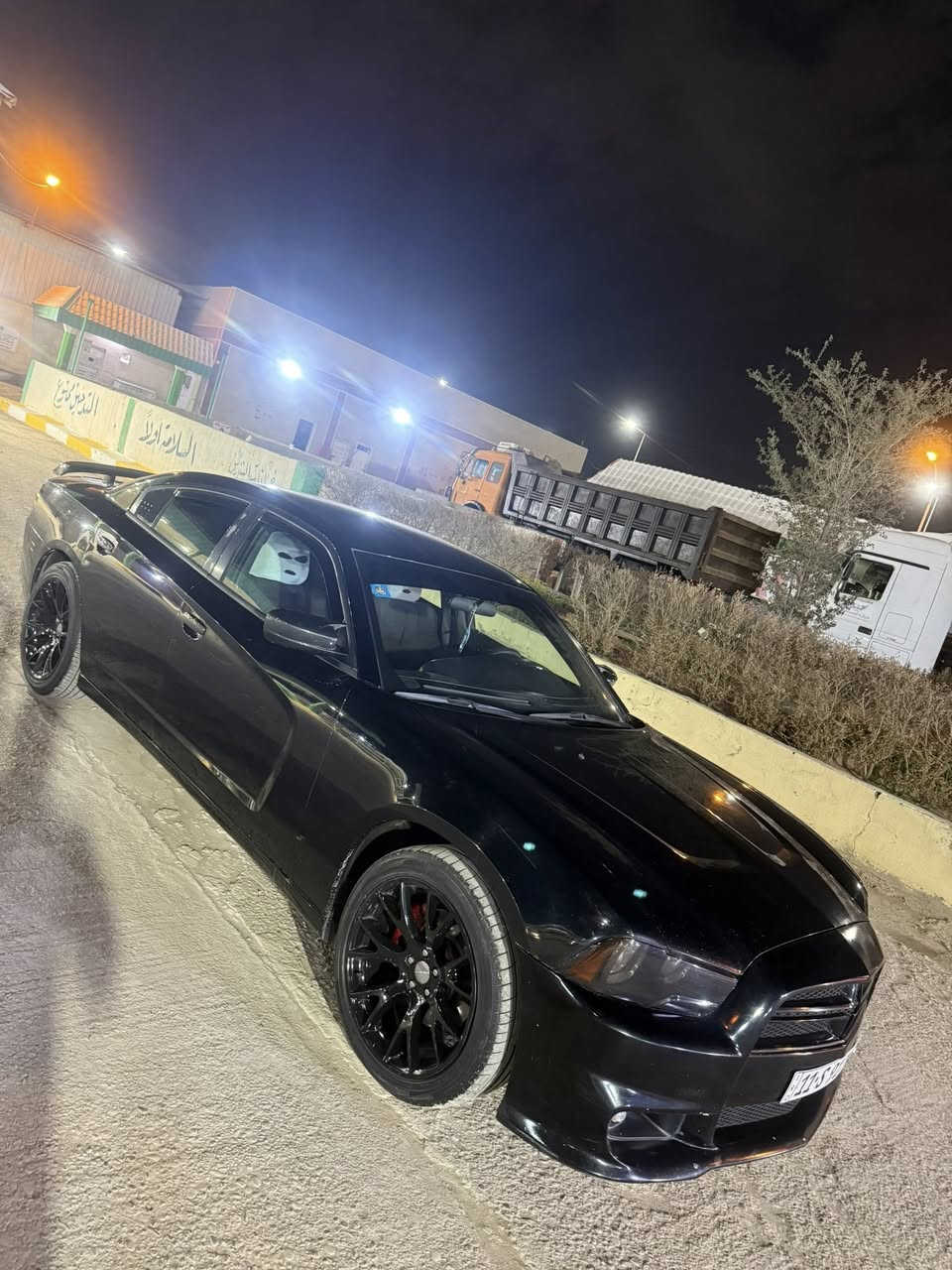 جارجر 2012 / 3600
بدون حادث داخلة كلين بيهة فقط بارد
سيارة نضيفة وبلادية 
كير طيارة شاشة جبيرة 
ماشية ١٨٣ ميل 
تبريد تخم تاير تخم ويل اصلي 
لايت زينون 
رقم بغداد بسمي 
مكاني بغداد 
سعر خاص 
￼***********
