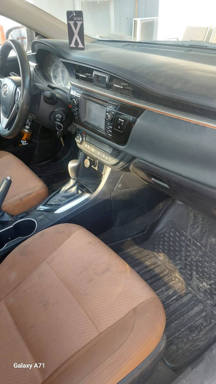 السلام عليكم
كورلا موديل ٢٠١٦ للبيع
السياره مصبوغه عام 
مكفولة كير ومحرك ومكفوله من الكص 
رقم واسط تحويل ثاني يوم 
السعر ٩٥ وبيها مجال 
مكاني بغداد حي الجهاد 
*********** اتصال او واتساب
