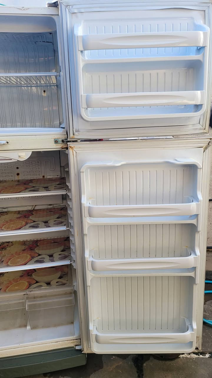 ثلاجه بس غلاف نضيفه السعر 35الف الغزاليه


**إذا كنت صاحب هذا الإعلان وتريد حذفه لأي سبب، رجاءا أرسل رسالة إلى الدعم الفني**