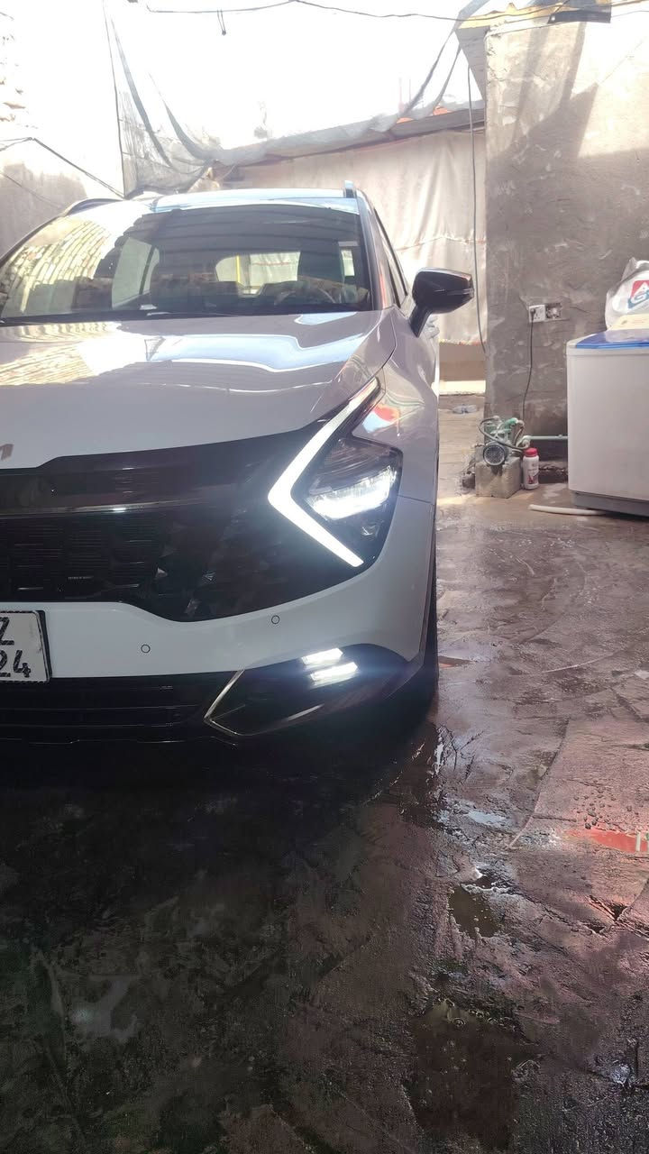 كيا سبورتج 2025 بلاك اديشن 
‏‎ماشية 18 
‏‎مواصفات فول قمارة حديد

داخل زيتوني جلد 
صندوق خلفي كهرباء 
‏‎مكينه 2.0
‏‎بصمه تشغيل 
‏‎تشغيل عن بعد 
‏‎مقاعد الاماميه كهرباء 
‏‎مقاعد الاماميه تدفئه
‏‎شاشة كبيرة
‏‎كامرة خلفية
‏‎حساس أمامي 
‏‎حساس خلفي
‏‎تبريد قطعتين 
‏‎درايف مود 
‏‎مري كهرباء 
‏‎بك لايت خلفي LED 
سعر 237
‏‎العنوان  بغداد 

رقم ***********
