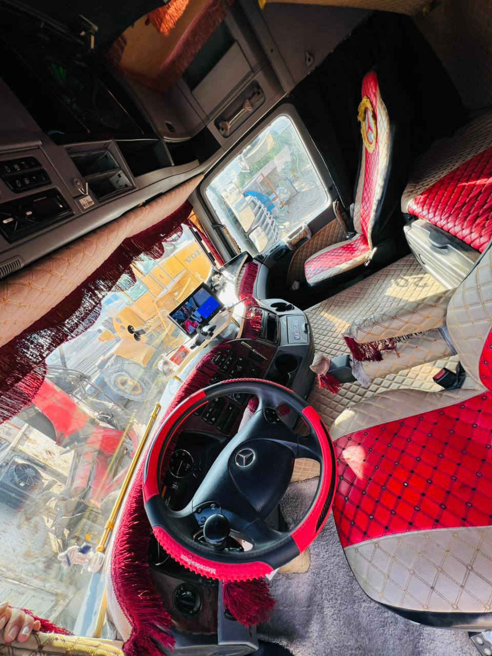 اكتروس 2010 بيلاد کرین
ریتایدر

تاخم تایر جدید

سنویە جدید

کرین بالفینکر ١٩٠٠٠

سیارە کفالە عامە
رقم ***********
واتساب: ***********
