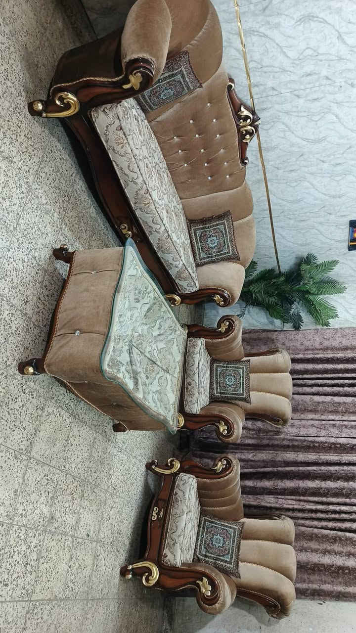 تخم زان تركي 5 مقعد 💺 جديد مستعمل شهر نضافه فوول تجي تفحص وتاخذ مع طبله وصطيه كلش جبيره  سعره ,,225,, بي مجال مكان لبياع  *********** يوجد واتس
