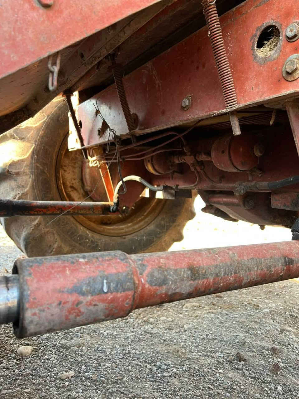 حاصدة لاڤيردا موديل 1985
رقم و سنوية كامل 
مكانها كركوكركوك قضاء الحويجه 
للتواصل اتصل على رقم  
‏‪***********
