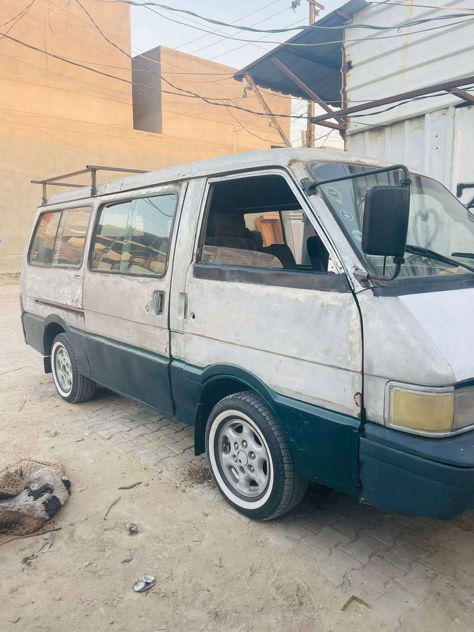 للبيع كيه بستا موديل ٩٤ بدون راعي ب ١٢ وبيهه مجال قليل تخم تاير ابو لخطه جديد ويل كب كشنات نضاف للاستفسار الاتصاال ***********
