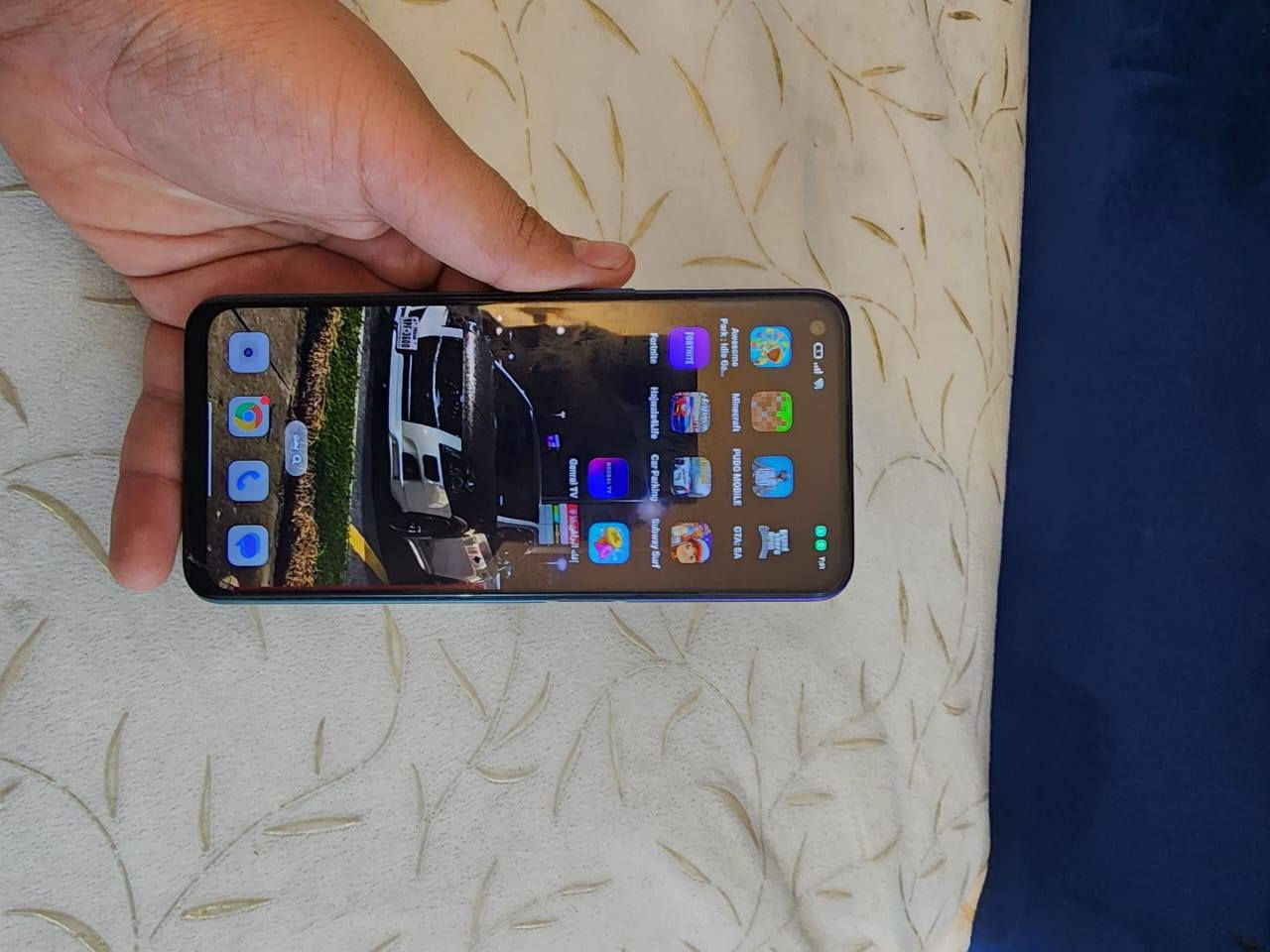 من رخصه الادمن تلفون اوبو للبيع تلفون نضيف يشغل40فريم ذاكره128 السعر 75للستفسار ***********وموجد عل خاص
