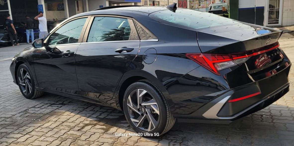 هونداي النترا..  فول دخول جديد  للبيع فقط  حادث سياره مرفق بالمنشور.
تفاصيل ***********

سعة المحرك:- 2000دوش

السعر 149$ 

🔘 فتحه سقف 

🔘شاشة دجيتل متصلة بلكامل

🔘بصمة تشغيل 

🔘بصمة أبواب

🔘بصمة صندوق 

🔘تشغيل عن بعد

🔘رادار امامي رادار خلفي وجانبي

🔘مانع تصادم بريك ذكي 

🔘مدخلين شحن واوكس

🔘تبريد بيانو منفصل

🔘دشبول لد بلادي الوان

🔘كاميرا خلفية دو  

🔘مانع تصادم  

🔘حساسات اطارات 

🔘مثبت سرعه Cross

🔘اضوية اماميه LED

🔘نضام ترحيب عند الاقتراب 

🔘مانع انزلاق 

🔘تدفئة بالكشنات

🔘تدفئة ستيرن 

🔘دخول ذكي 

🔘نظام قيادة ذاتية 

🔘انارة اضوية اوتوماتيك

🔘نظام GPS + خرائط 

🔘3 أنظمة قيادة (eco,Nor, sport) 

🔘شاشة اعطال الكترونية 

🔘زر عرض الكاميرا

🔘شحن واير ليس
