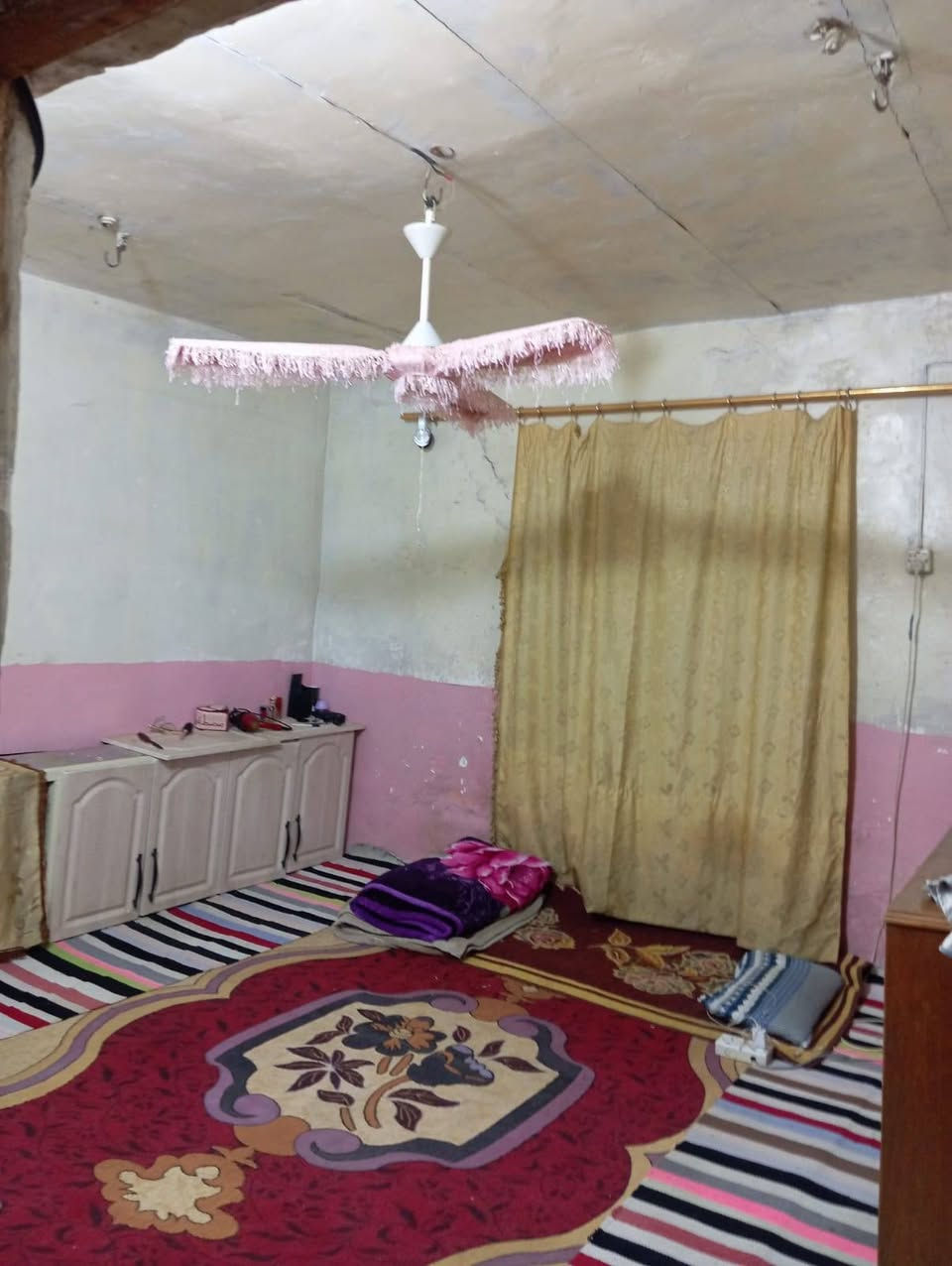 دار للبيع طابو زراعي سند 25 تحويل مباشر
العنوان مفرك العلوية الشريفة عليها السلام خلف فرن صمون الشمس قريب على الشارع العام 

المساحة 220 م 

البناء عكادة نظيف ومابي نقص 

يحتوي ع غرفتين نوم هول استقبال مطبخ مجمع صحيات 

السعر 35 قابل للتفاوض 

***********
