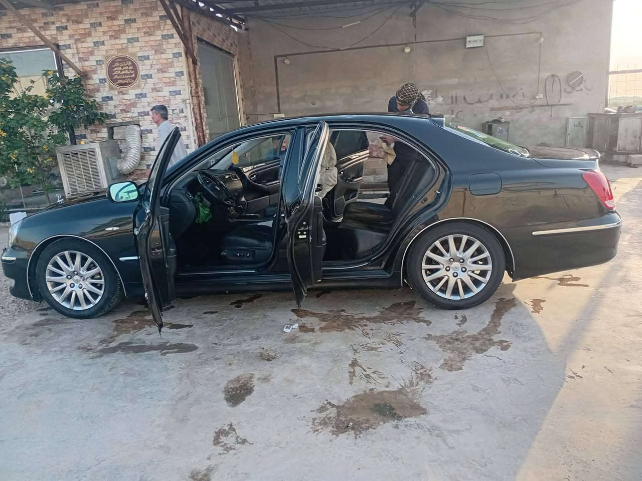 ماجسته للبيع
سياره فول مواصفات خمس بصمات فتحه كشنات جلد جوبلس رادار فول مواصفات مداور ثاني يوم السعر 175 ورقه وبيها مجال بسيط للاستفسار الاتصال 
***********
***********
