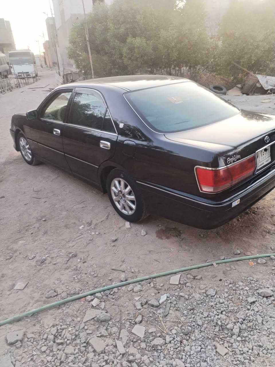 سلام عليكم. جنون مديل ٢٠٠٢.قرار ٤٨.مدفوع كمرك وضربه باقي بس ع الرقم. رقم كركوك. أصوليه. مصبوغه عام تغير لون. بدون ضربه جاهزه مكينه دي فور الكبير. السياره جاهزه. مكان السياره بصره. ***********. السعر ٩٣
