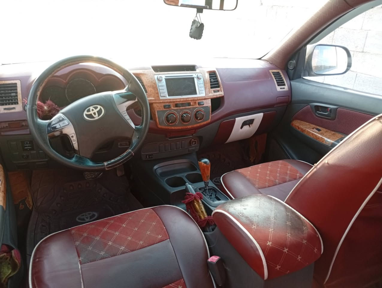 تويوتا موديل 2013 اوتوماتيك للبيع
رقم بصره
السعر 175 وبيها مجال
العنوان البصرة// الدير
رقم الاتصال ***********
