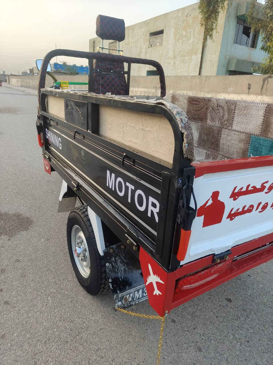 سلام عليكم ستوته للبيع 2021 محرك 22 محرك ركبه شرط منفيس بيه وبليته تخم تاير جديد جوبلس كهربائيات سلف كله شغال ستوته يرادلها شاغول  ماطور جاهز سعر 
مليون 275 بيه مجال قليل شري يخابر 
***********
