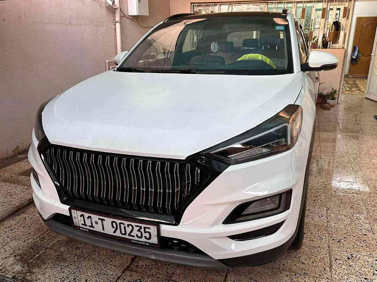 السلام عليكم
توسان 2019 للبيع
رقم بغداد مشروع وطني
فول مواصفات 
كوري هند بريك بالرجل
محرك 2000 دوش
ضوء كشاف عند الأستداره 
سقف بانوراما
لايت خمس عدسات
بصمه 
مري شفط
ترحيب عند الاقتراب 
كراسي الامام كهربائي اثنينها 
شاشة ايباد 
شاحن واير ليس
حساس امامي وخلفي 
كامره خلفيه
تحكمات ستيرن
تبريد قطعتين 
بردة بالصندوك سلايت
فحص السيارة مرفق مع الصور بس قديم الفحص  
تجي تفحص يلا تشتري 
السعر 190 وبي مجال 
مكاني كركوك الشراي يتفضل خاص أو يتصل 
*********** كركوك, العراق
