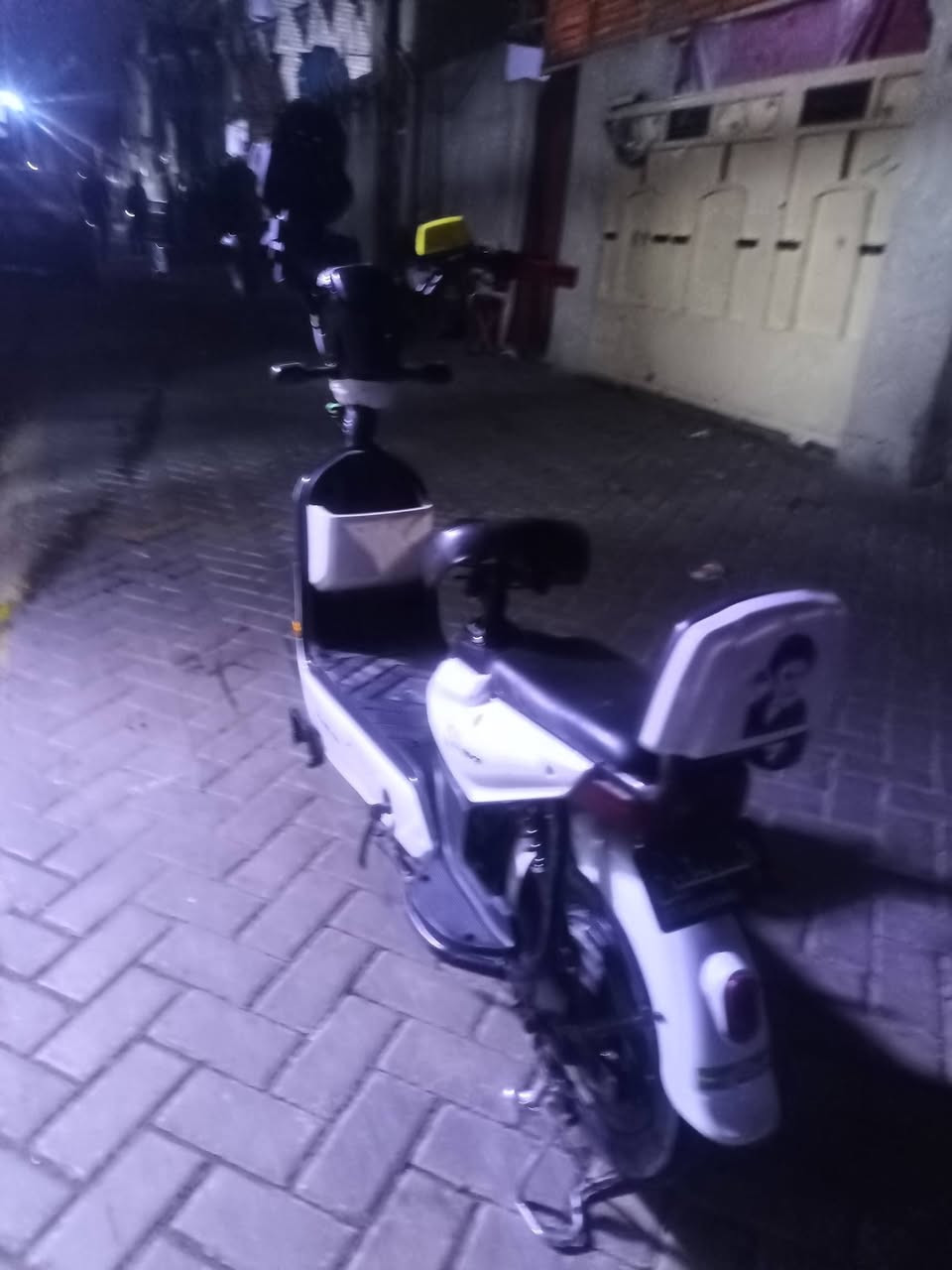 دراجة شحن حجم14مابيهة اي عطل افحص واخذ مكاني بغداد مدينة الصدر وسعر 275وبيهة مجال


**إذا كنت صاحب هذا الإعلان وتريد حذفه لأي سبب، رجاءا أرسل رسالة إلى الدعم الفني**