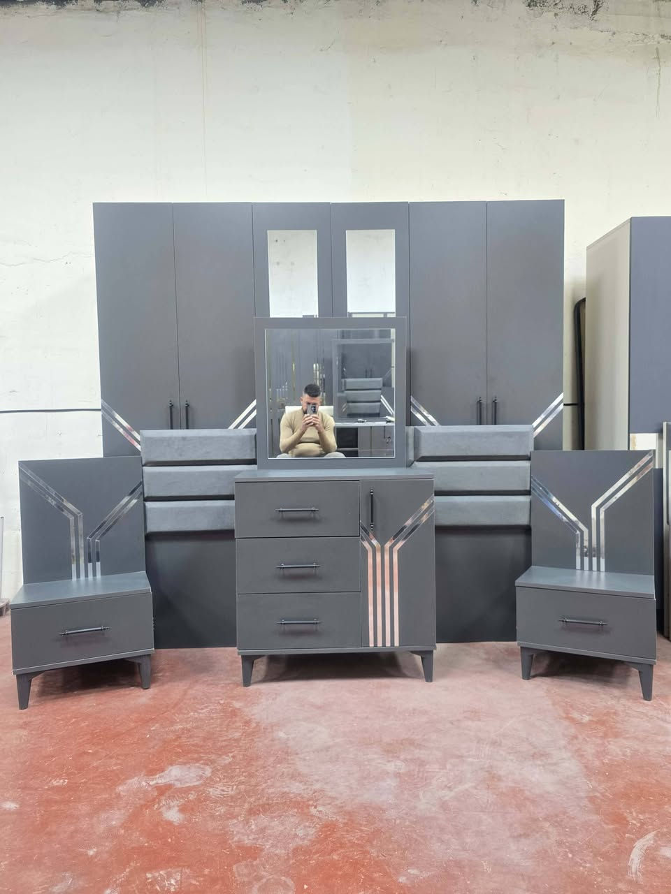 غرفه ترڪي مستخدم 💗
6قطع 💗
نضافه 100بل 💯
نضام ابواب💗 
السعر  525قفل 💗
مع شد🪛 ونقل 🚚  مجاني💯💯💯
***********
