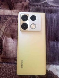 جهاز  للبيع انفكس نوت40 برو نضيف كلش  ذاكره 256 والعشوائيه 16  كامراه ...