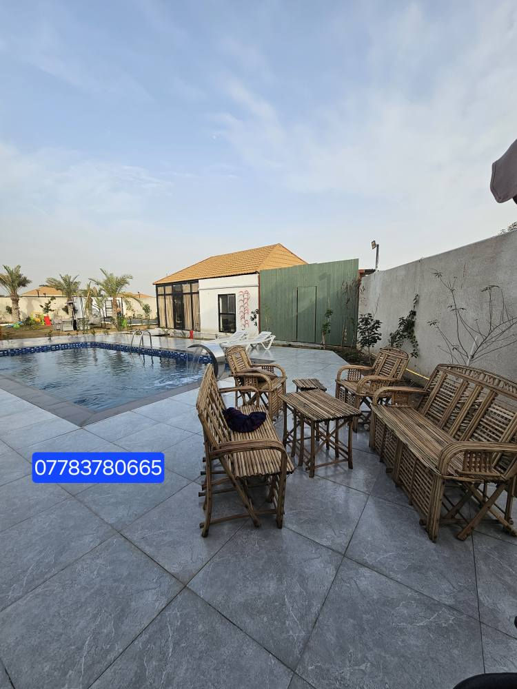 🔹 شاليه للبيع – تصميم حديث وعمل درجة أولى 🔹
📐 المساحة: 850 م²
📄 الملكية: طابو صرف (سهم) – تحويل مباشر باسم المشتري
✨ المواصفات:
تصميم حديث وبناء درجة أولى
أشجار متنوعة ومنسقة
مسبح كبير
منطقة باربيكيو للشواء
دار استراحة تحتوي على:
صالة كبيرة
غرفة مطلة على المسبح
صحيات متكاملة
الشاليه مجهز بالكامل ومؤثث
📍 الموقع:
البصرة – أبي الخصيب – حمدان
قريب جداً من الشارع الخارجي
للاستفسار الاتصال على الرقم *********** البصرة, العراق
