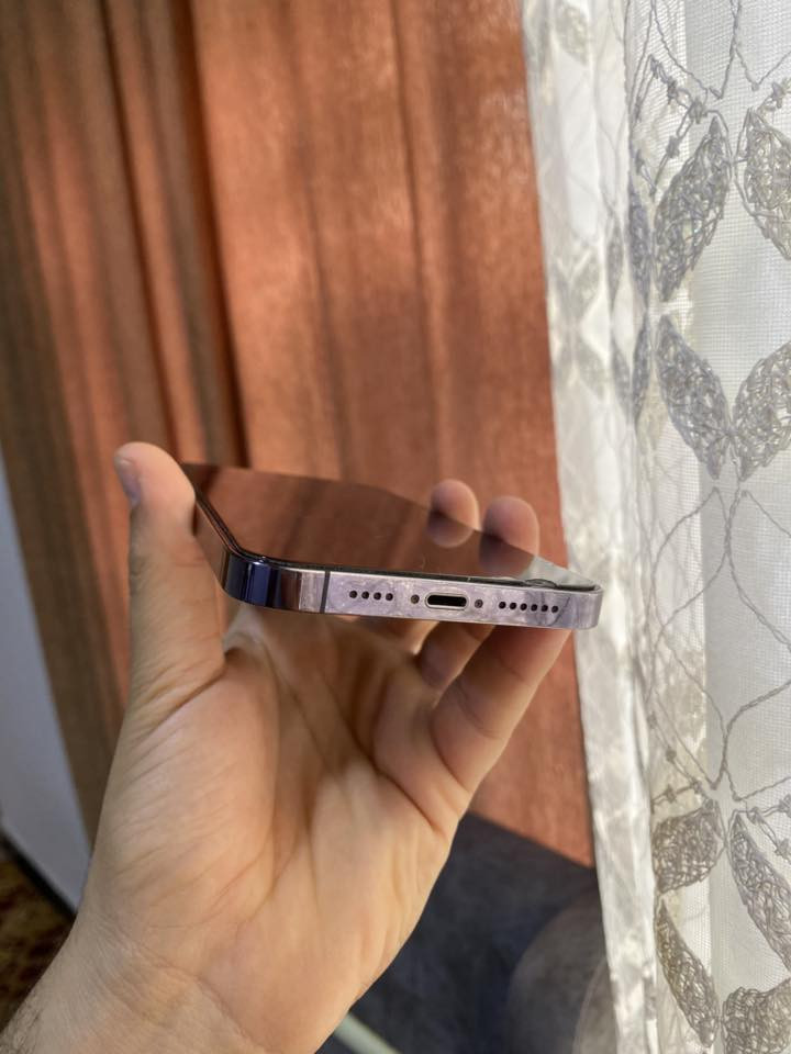 ايفون 14 برو ماكس ذاكرة 256 بطارية 84 عربي شرق اوسط تلفون ما مبدل بي اي قطعة وكفالة بس بي نقاط خفيفة بالشاصي بسبب الكفر واصلاً ممبينات 
السعر 850 وبي مجال 
مكاني البصرة
***********
