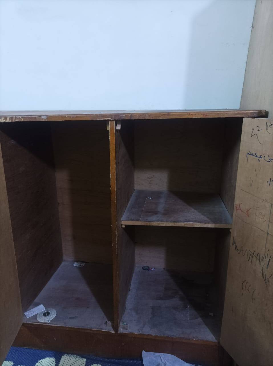 بوفيات 2 وحده قياس 3 متر وثانيه قياس2متر
بيع مستعجل .***********
