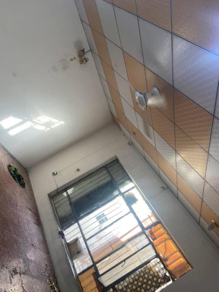 دار لللللايجار حي الصديق الاولى خلف مول الخيرات
ركن 160م طابقين بيت درجة اولى فول موصفات بيت تصميم تركي البيت درجة اولى موصفات بيت عالي الجودة السعر 600الف طابقين بيت يحتوي على 6غرفه هول واستقبال وصحيات مطبخ حمام سيراميك وبورسلين ***********—***********
