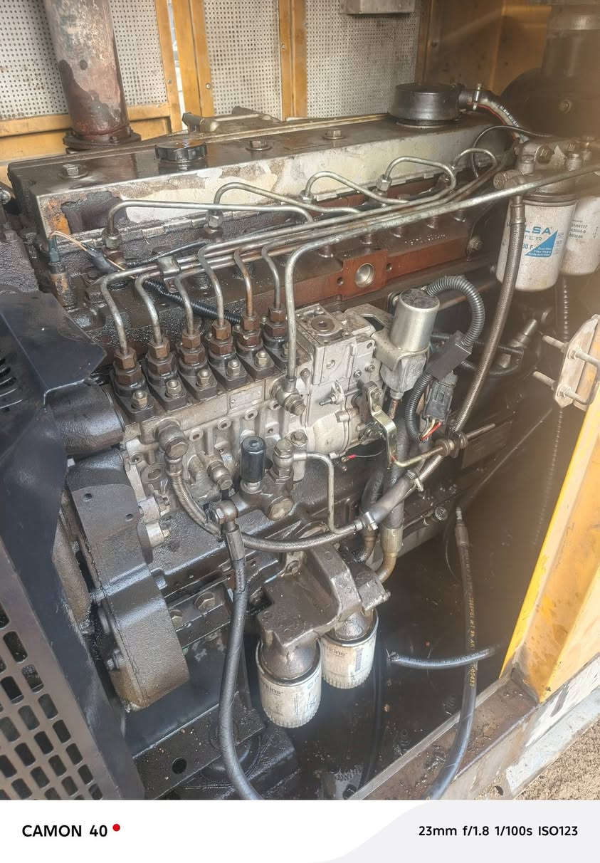 مولد بيركنز كاتم  100 كيفي ما مفتوحه شركه لوبل شغاله لا صرف ولا بخار للاستفسار اكثر ***********
