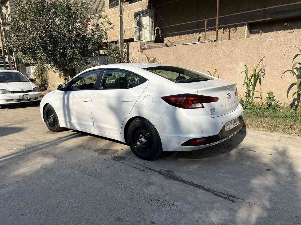 السلام عليكم 
للبيع النتره مديل 2019 بدون ايرباك 
وارد امريكي بنيد مبدل نفس الون فقط مكفوله من شاصي والغد وبيه شوي بارد 
كير اي تي مكينه 2000 مكفوله لابخار ولافتح
ماشيه 63 صدر خلفي امامي جديد تخم تاير جديد
بطن كله جديد 
مكاني بغداد 
موبايل ***********
السعر 135 وبيه مجال
