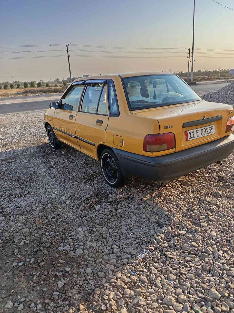 السلام عليكم للبيع سياره سايبه موديل 2013رقم بغداد سنويه لل27 مصفره هيئة وغرامات گير ومحرك خير من الله تخم تاير وسدر جدد مكان السياره بابل شوملي رقم الهاتف ***********
