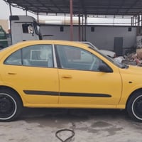 للبيع سيارة صني موديل 2001 سنويه ساقطه السعر 55 وبيها مجال 07715488088