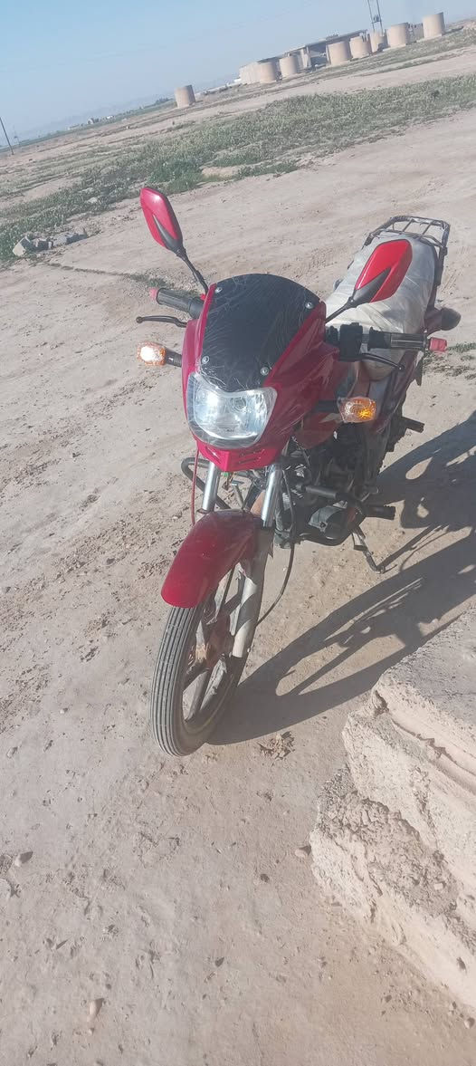 سلام عليكم سايم للبيع موديل ٢٠١٧ مبدل بي بس لكور ومعمر درع فقط وباقي بلاد المكان تكريت ناحية العلم عل حولي تقريبا مقابيل لواء سعر ٨٥٠ وبي مجال شويه رقم الهاتف ***********  ما متواجد واتساب بس تصال وماسنجر اذا ما تشرتي لا تكسر بحلال لعالم تحياتي للجميع
