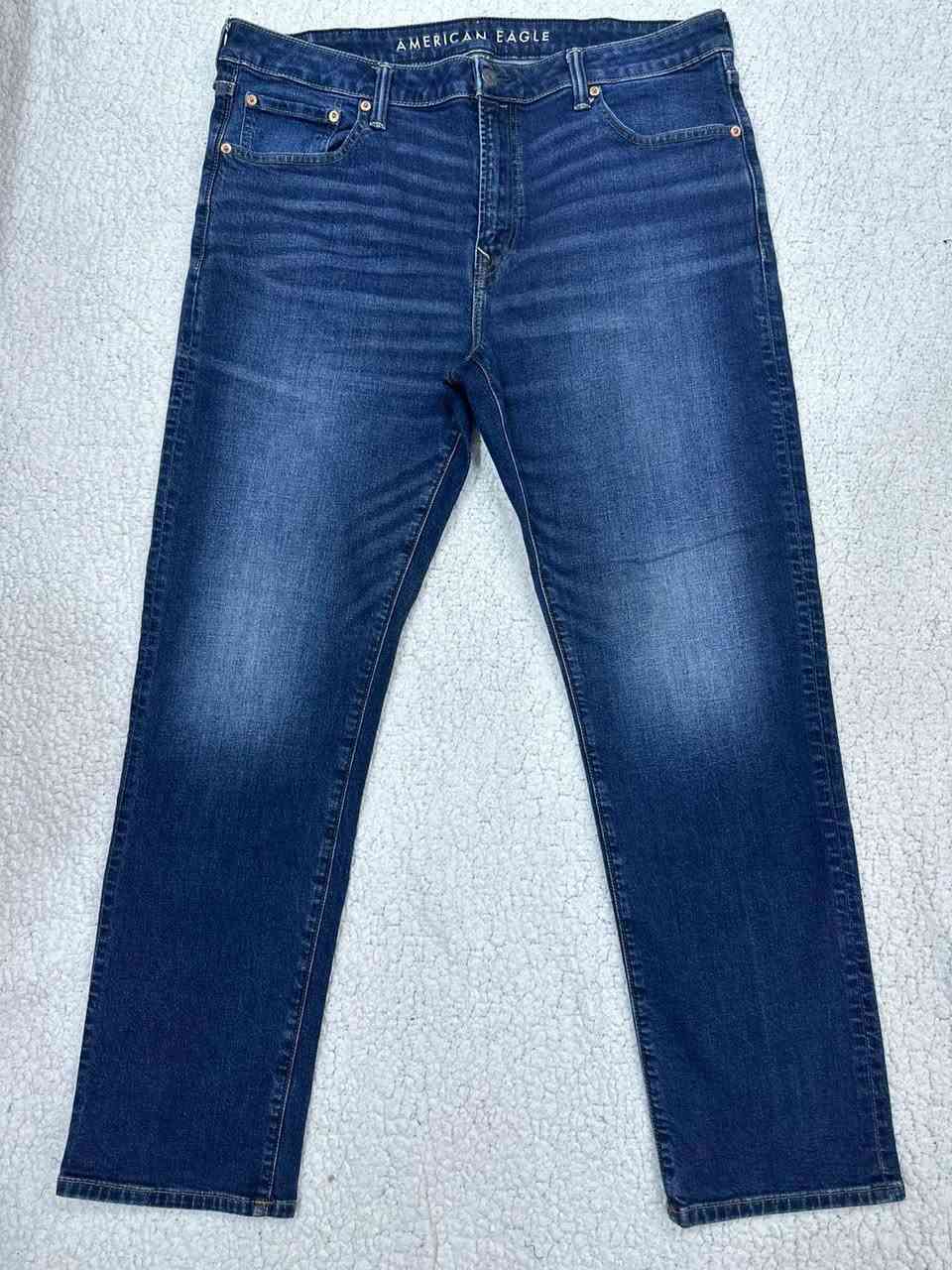 بنطرون AMERICAN EAGLE
ليكرا 
قياس 38 
الطول 110 
الحجل 20
السعر 25


**إذا كنت صاحب هذا الإعلان وتريد حذفه لأي سبب، رجاءا أرسل رسالة إلى الدعم الفني**