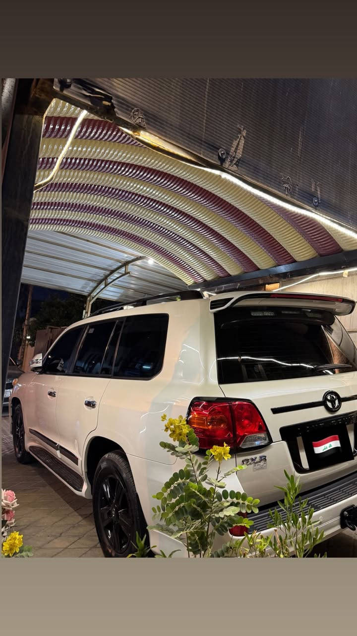 للبيع لاندكروز GXR موديل 2013 رقم بغداد مميز (3355أ)بغداد خصوصي ماشيه127الف مكفوله كفاله عامه بدون اي صبغ وبدون اي ضرر سياره نضيفه واستخدام بيت وبدون اي نقص داخله وخارجه نضيف كلش مكان السياره بغداد الكرخ للاستفسار الاتصال بالرقم***********.
