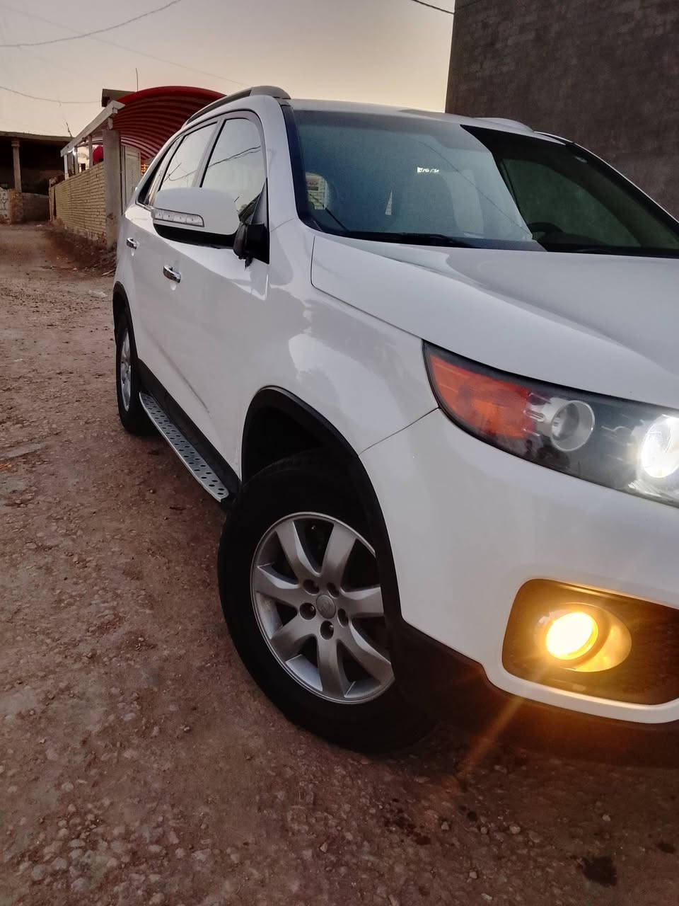 السلام عليكم اخوان سورنتو خليجه موديل 12 رقم اربيل  مكفوله كفاله عامه 4سلندر 7راكب نص فول مكينه وكير وحداديه كفاله تخم تاير ستوني شادهن كهربائيات كله شغاله شغله واطلع ترايك للبصره سياره ع وضع الشركه مكان السياره بابل 
السعر 💵155وبيها مجال 
مامتواجد ع فيس 
رقم ‏‪***********‬‏
