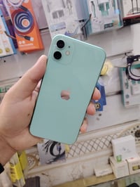 آيفون ١١ • ١٢٨ • بدل فقط