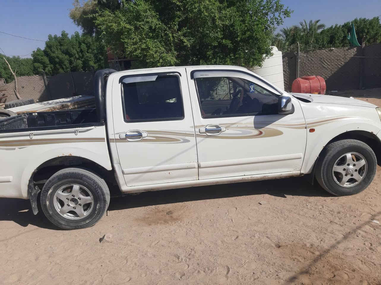 للبيع  كريت  موديل ١٣  السعر ٥٥   العنوان  نجف  رقم الهاتف ***********
