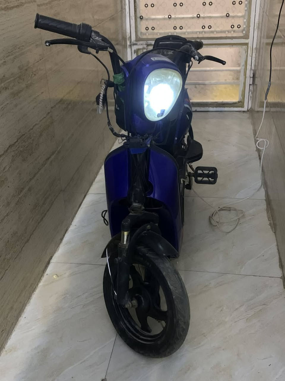 سلام عليكم دراجه شحن للبيع حجم 14
سعره 170وبيها مجال 
رقمي ***********
