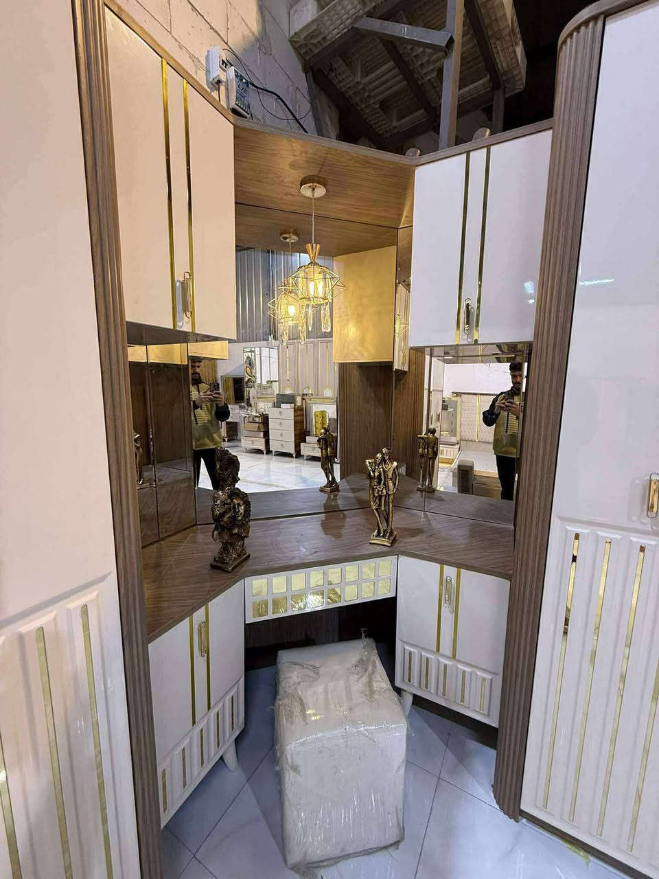 غرفه نوم ترڪيه مستخدام
 زاويا  ملڪيه موديل 2026
فول  نضافه دوشمه وتࢪ بروف
نضافه 95
ناره شغال غرفه استخدمه اقل شهر 
9قطع 
كوالتي عالي 
مودرن 🍂🍂🤍
سكك هايدروليك 
نضام ابواب شغل ثقيل
نقل وشد مجانا داخل بغداد


**إذا كنت صاحب هذا الإعلان وتريد حذفه لأي سبب، رجاءا أرسل رسالة إلى الدعم الفني**